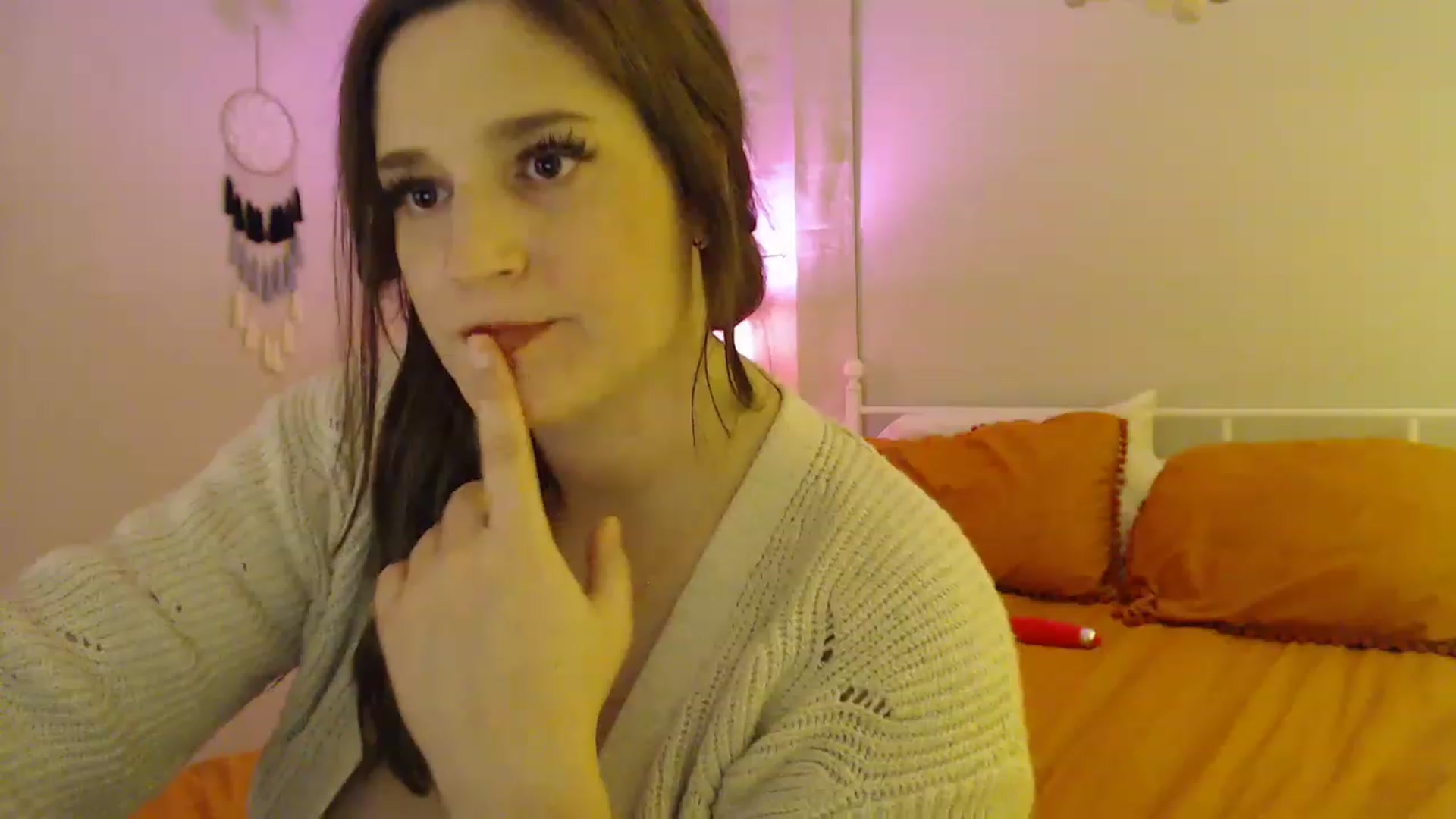 Gallery image thumbnail from Beth_Blakeley's myfreecams stream on, 12/18/2022, 09:02 image 11 of 20
