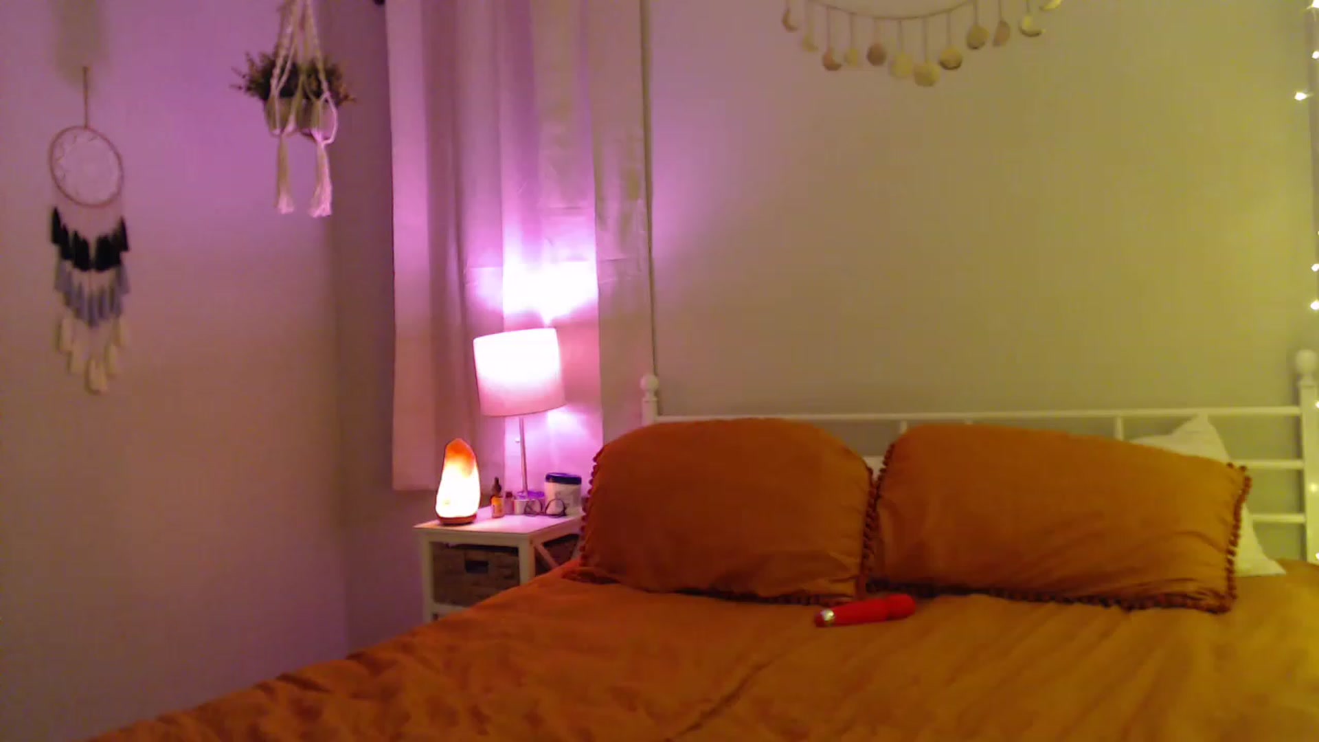 Gallery image thumbnail from Beth_Blakeley's myfreecams stream on, 12/25/2022, 06:30 image 5 of 20