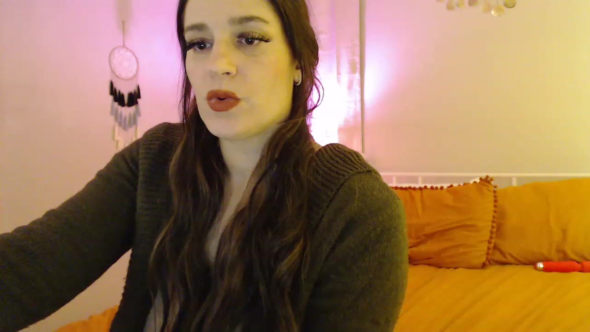 Gallery image thumbnail from Beth_Blakeley's myfreecams stream on, 04/23/2023, 08:32 image 19 of 20