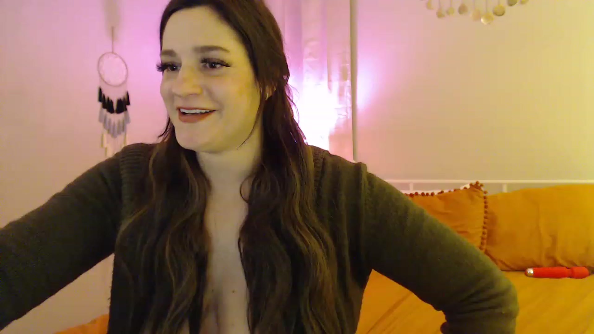 Gallery image thumbnail from Beth_Blakeley's myfreecams stream on, 04/23/2023, 08:32 image 10 of 20