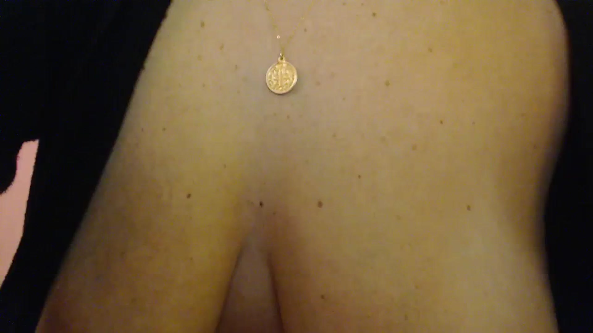 Gallery image thumbnail from Beth_Blakeley's myfreecams stream on, 11/05/2023, 08:38 image 18 of 20