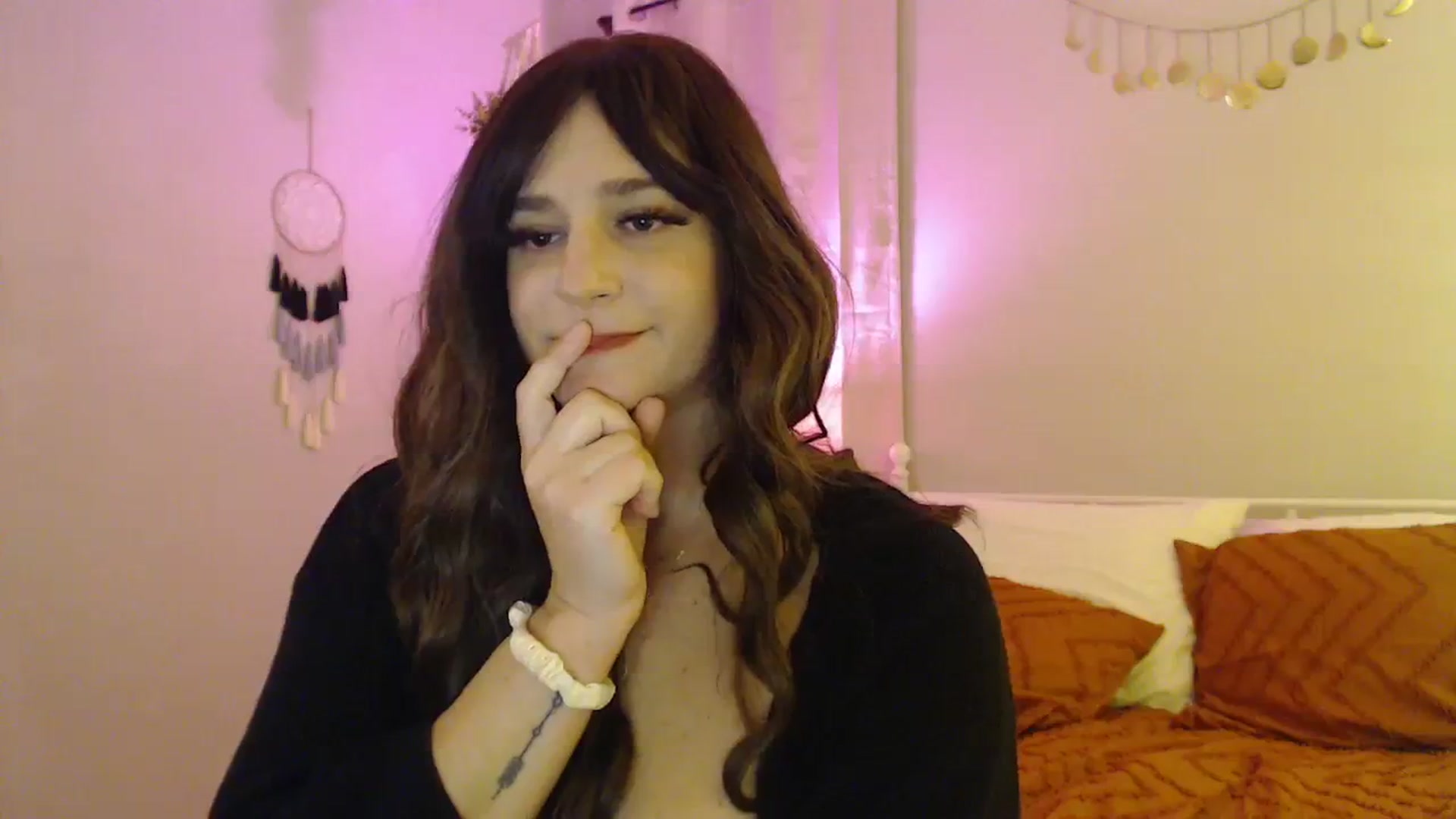 Gallery image thumbnail from Beth_Blakeley's myfreecams stream on, 11/12/2023, 07:55 image 9 of 20