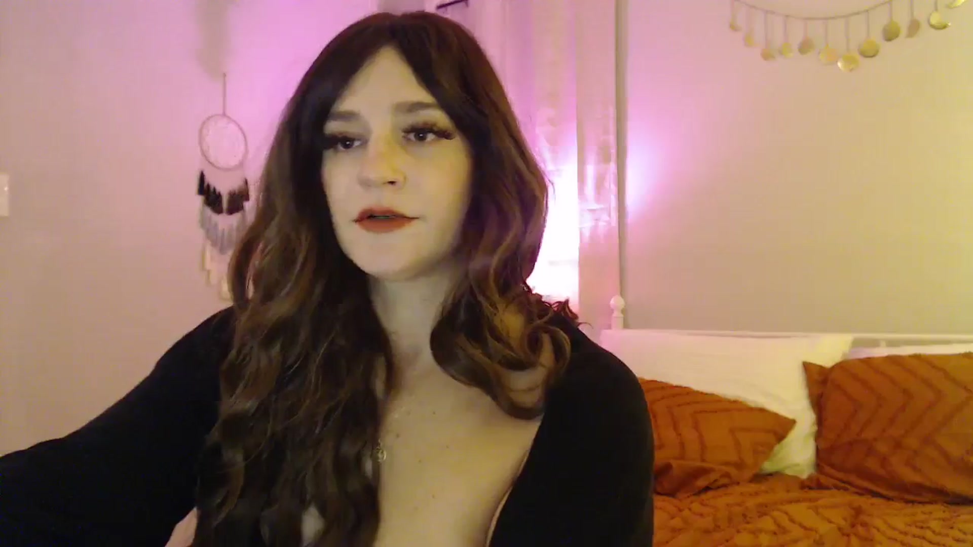 Gallery image thumbnail from Beth_Blakeley's myfreecams stream on, 11/12/2023, 07:55 image 5 of 20