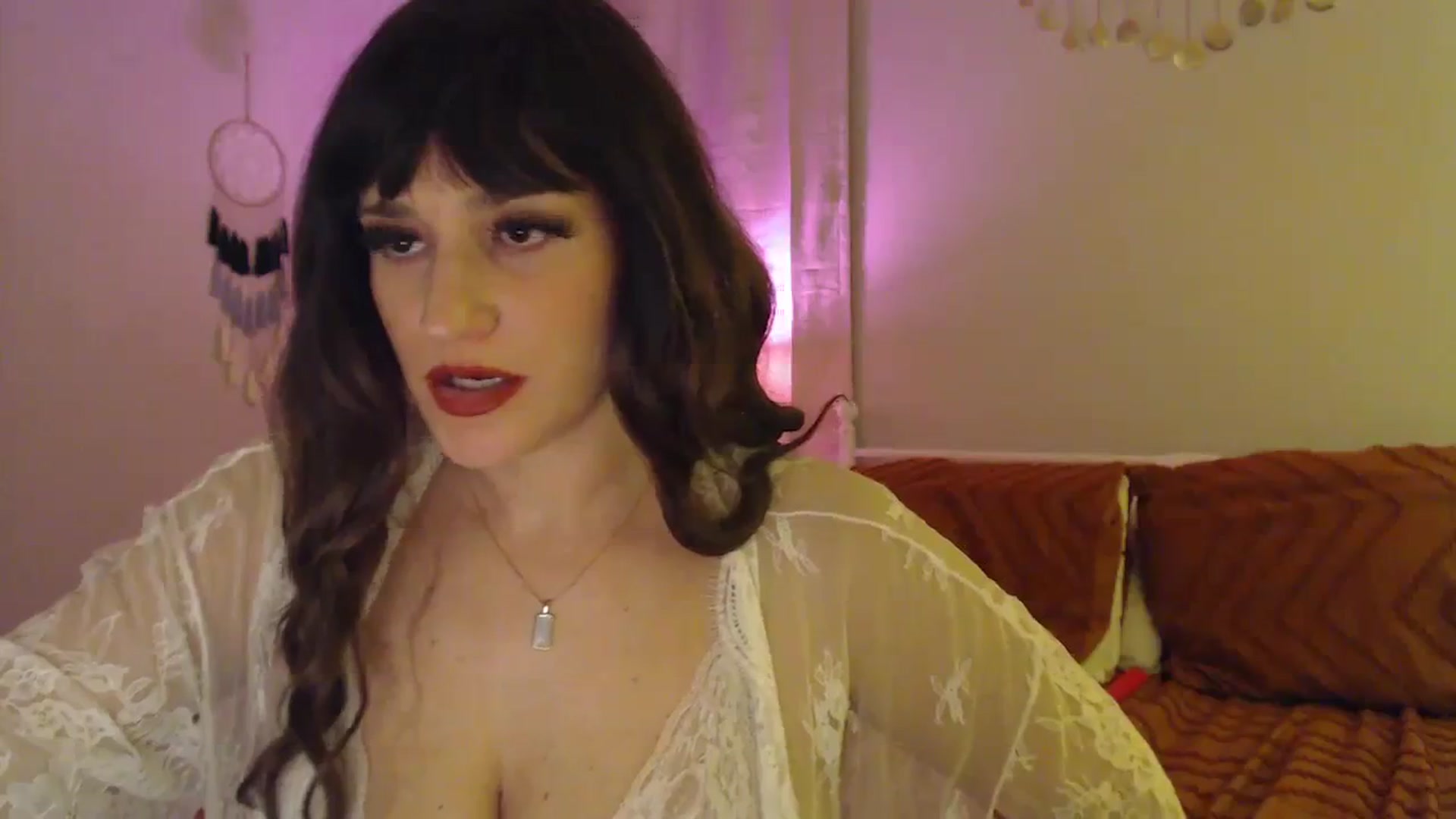 Gallery image thumbnail from Beth_Blakeley's myfreecams stream on, 03/24/2024, 04:32 image 4 of 20