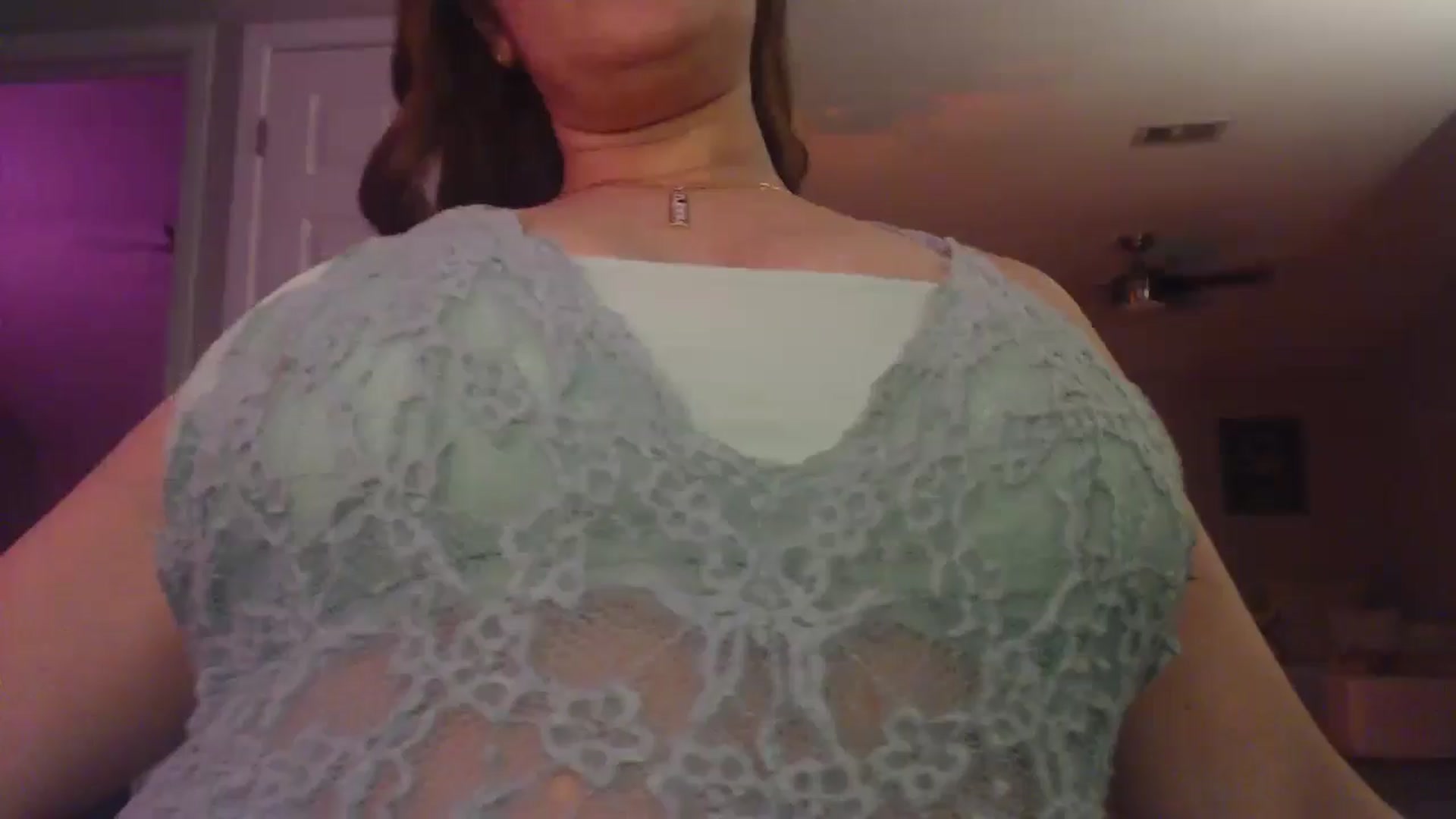Gallery image thumbnail from Beth_Blakeley's myfreecams stream on, 05/05/2024, 03:40 image 15 of 20