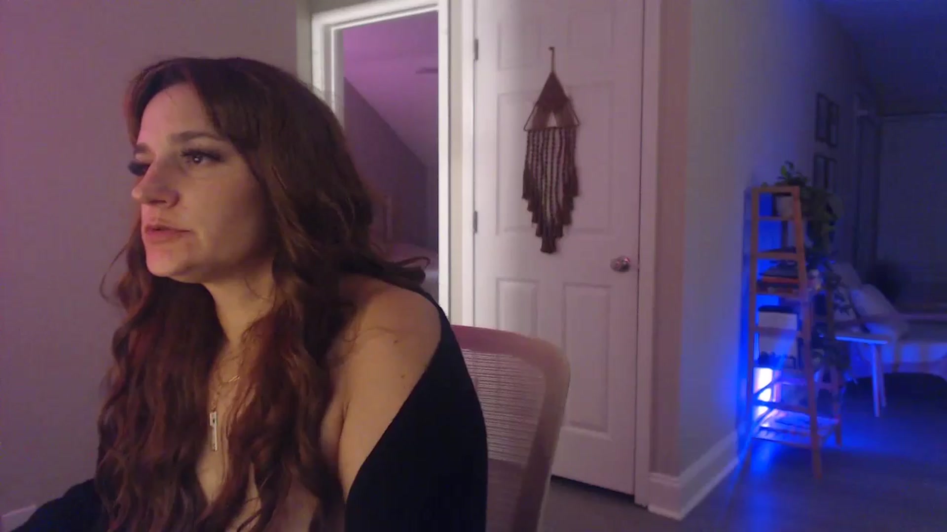 Gallery image thumbnail from Beth_Blakeley's myfreecams stream on, 05/05/2024, 09:48 image 19 of 20