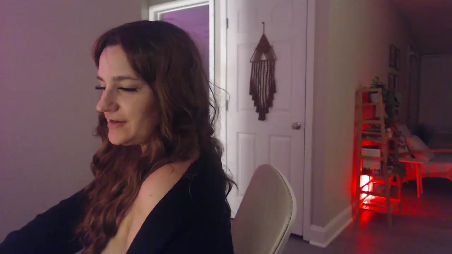 Gallery image thumbnail from Beth_Blakeley's myfreecams stream on, 05/05/2024, 09:48 image 17 of 20