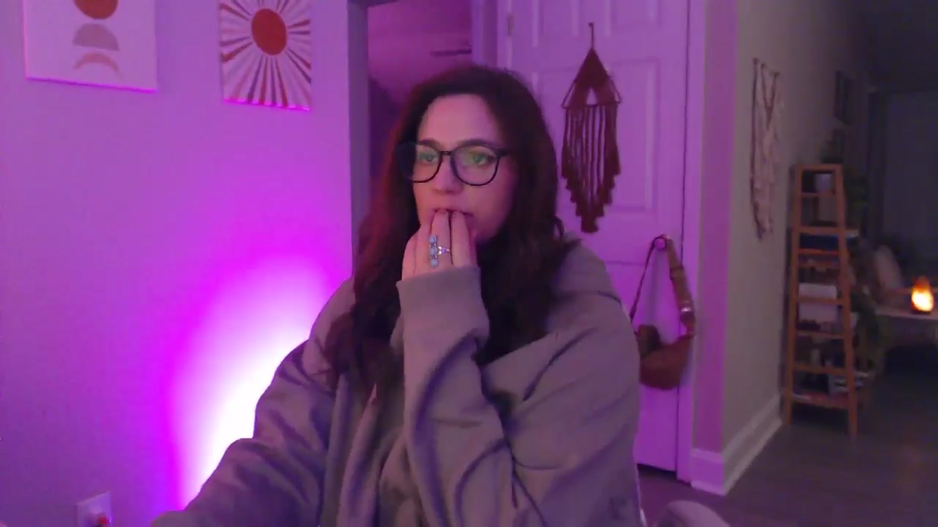 Gallery image thumbnail from Beth_Blakeley's myfreecams stream on, 07/21/2024, 09:33 image 11 of 20