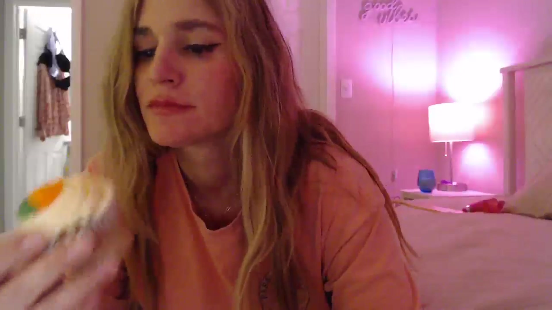Gallery image thumbnail from Beth_Blakeley's myfreecams stream on, 04/20/2025, 10:56 image 4 of 20