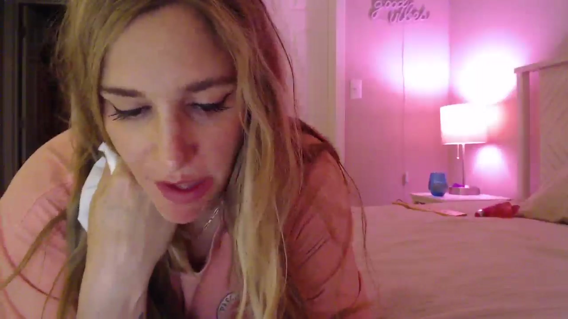 Gallery image thumbnail from Beth_Blakeley's myfreecams stream on, 04/20/2025, 10:56 image 10 of 20