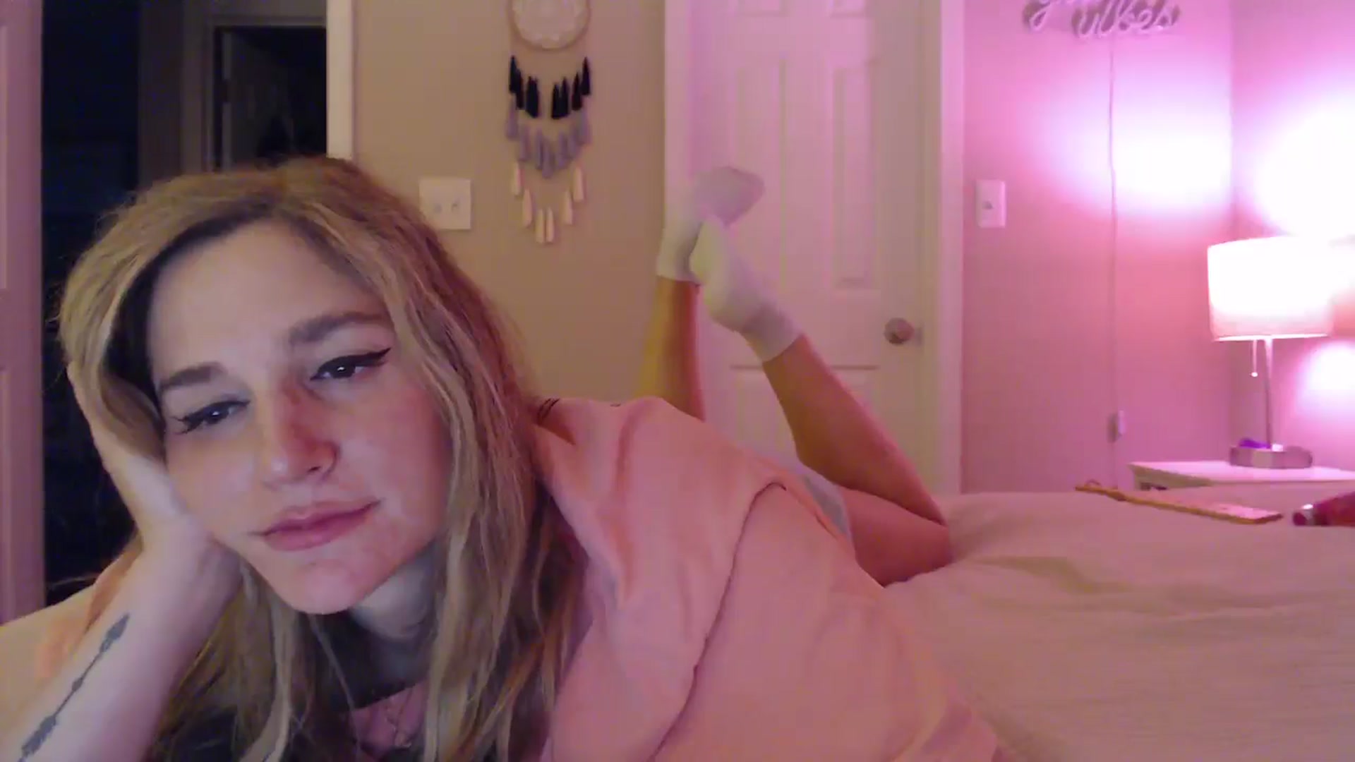 Gallery image thumbnail from Beth_Blakeley's myfreecams stream on, 04/20/2025, 11:49 image 7 of 20