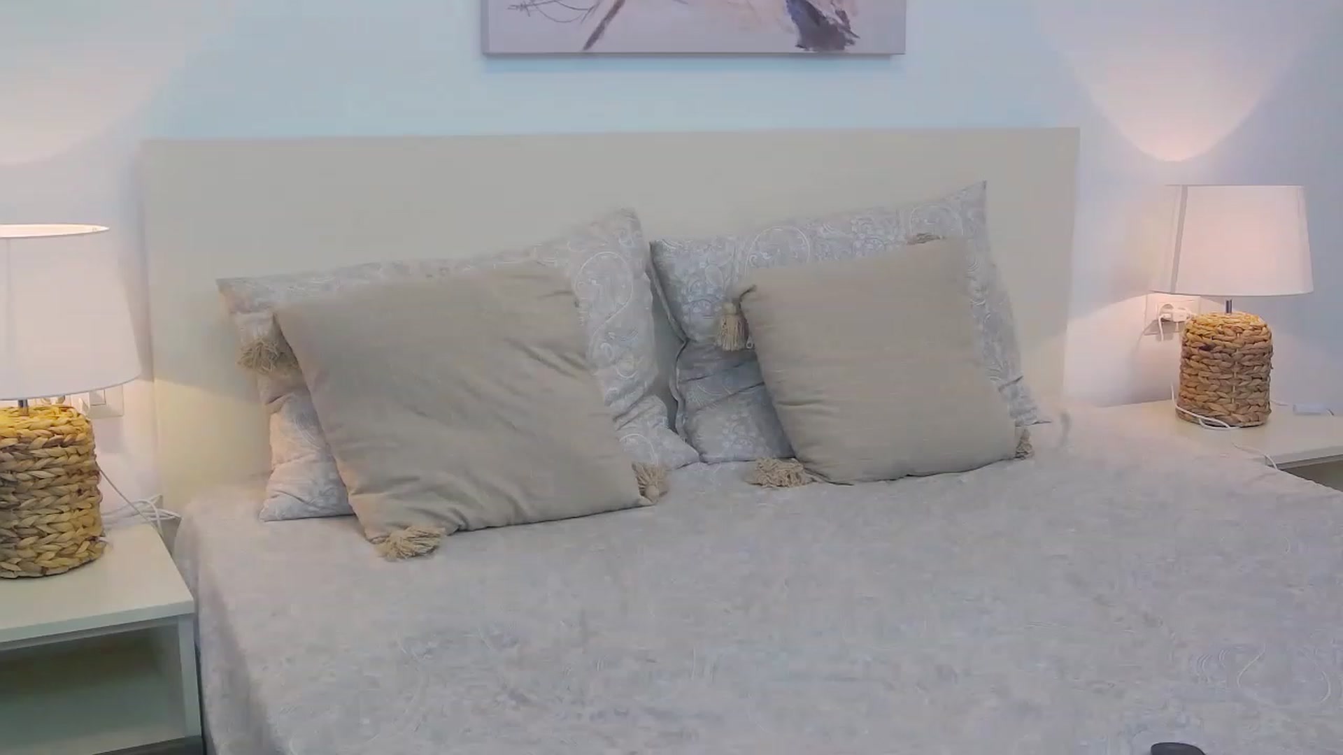 Gallery image thumbnail from Bethierussell's myfreecams stream on, 11/25/2022, 21:58 image 4 of 20