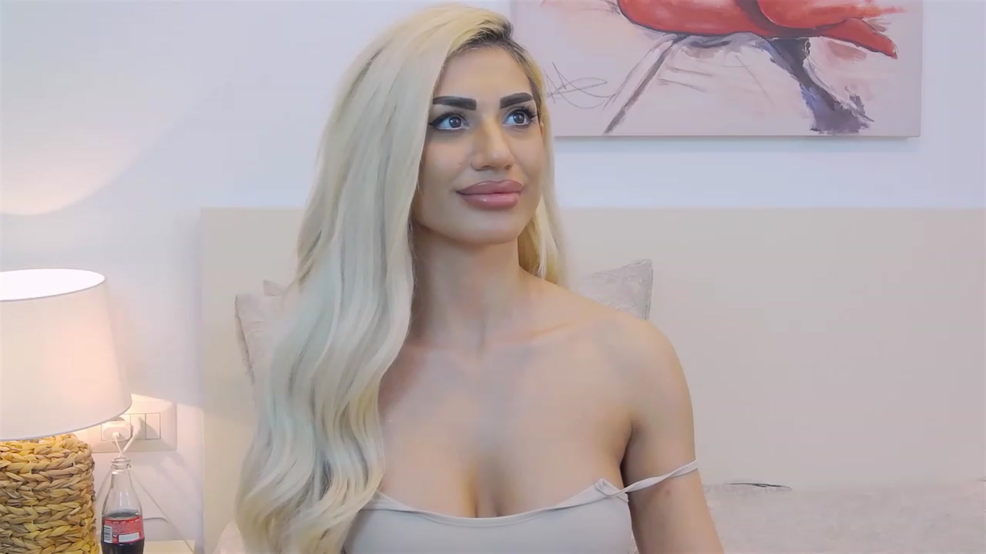 Gallery image thumbnail from Bethierussell's myfreecams stream on, 02/03/2023, 24:03 image 14 of 20
