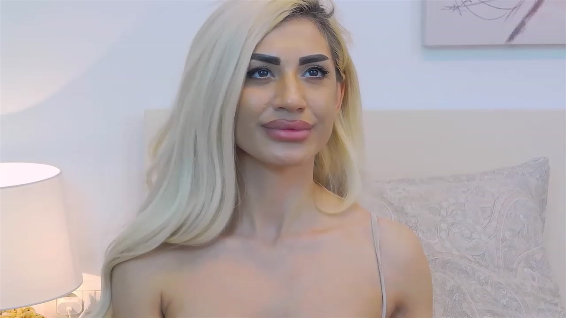 Gallery image thumbnail from Bethierussell's myfreecams stream on, 02/03/2023, 03:02 image 18 of 20