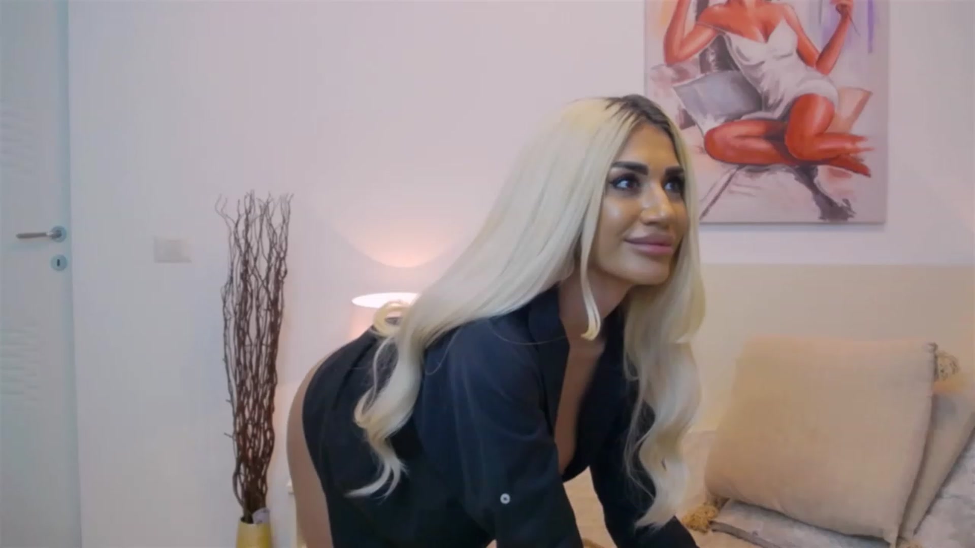 Gallery image thumbnail from Bethierussell's myfreecams stream on, 02/17/2023, 03:43 image 8 of 20