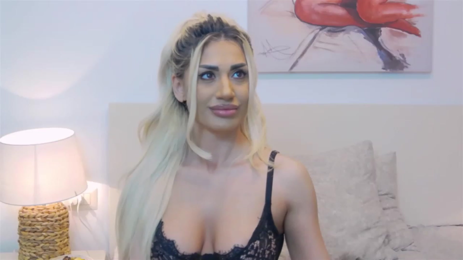 Gallery image thumbnail from Bethierussell's myfreecams stream on, 03/02/2023, 24:24 image 6 of 20