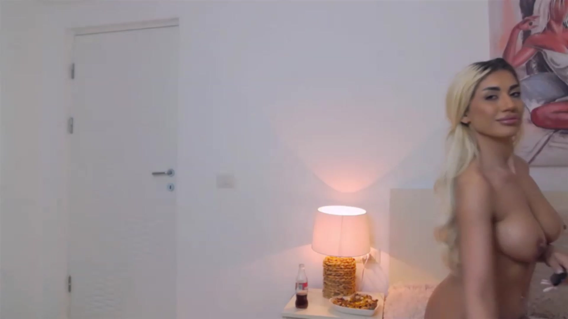 Gallery image thumbnail from Bethierussell's myfreecams stream on, 03/15/2023, 14:18 image 19 of 20