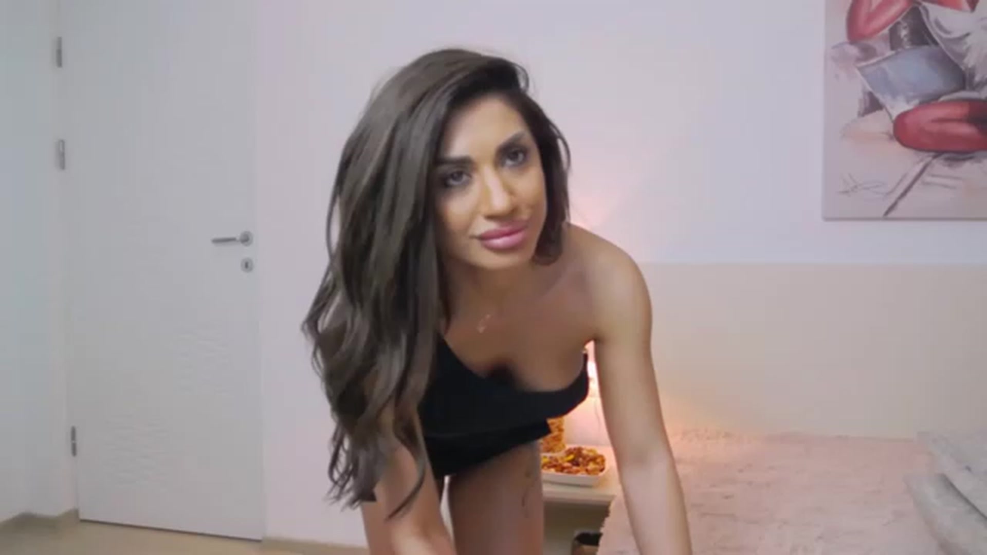 Gallery image thumbnail from Bethierussell's myfreecams stream on, 05/07/2023, 02:03 image 17 of 20