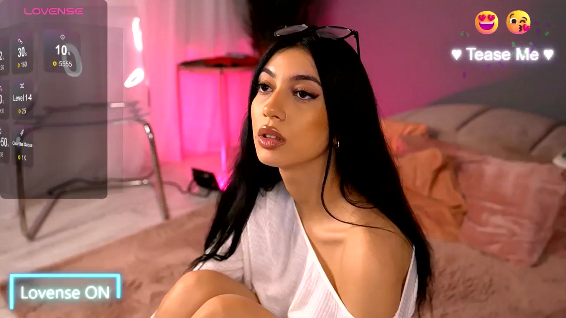Gallery image thumbnail from BetsyGonzale's myfreecams stream on, 05/07/2025, 08:14 image 17 of 20