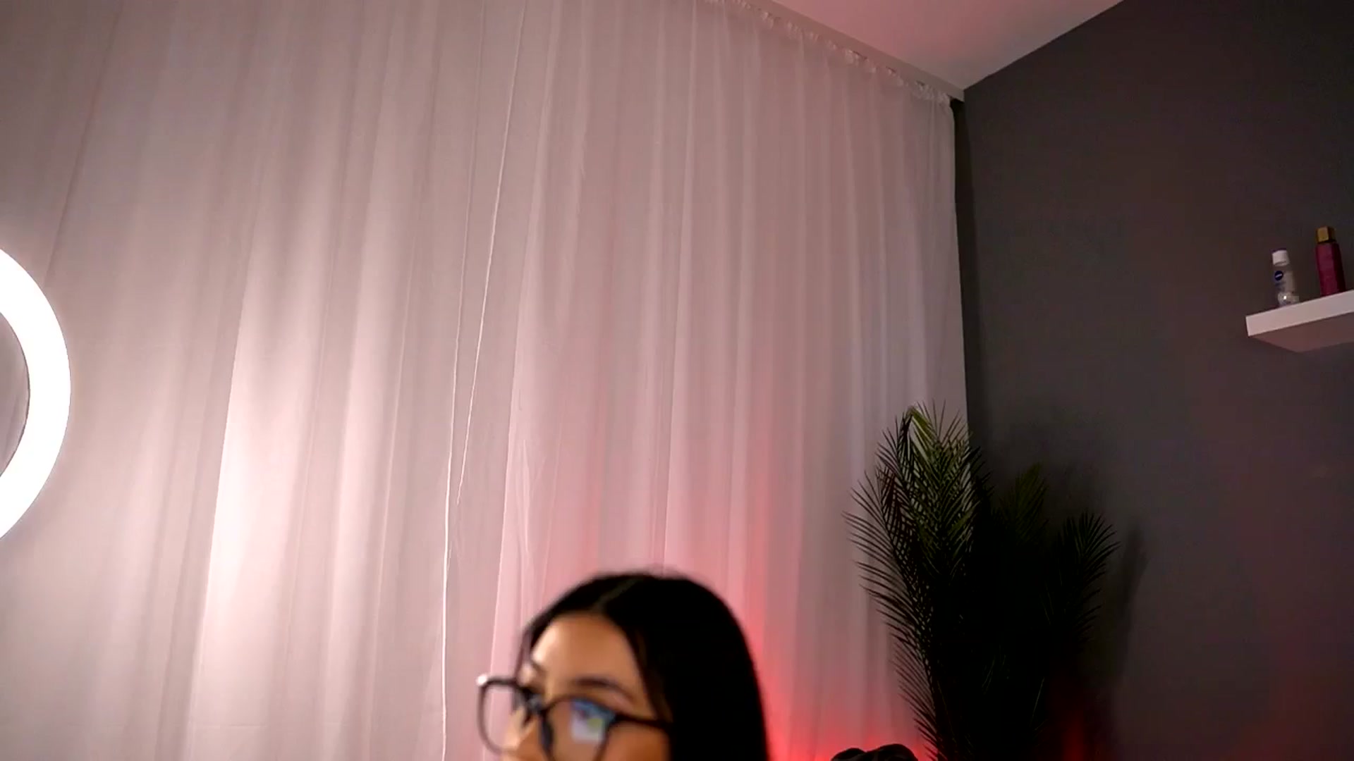 Gallery image thumbnail from BetsyGonzale's myfreecams stream on, 05/09/2025, 11:39 image 19 of 20