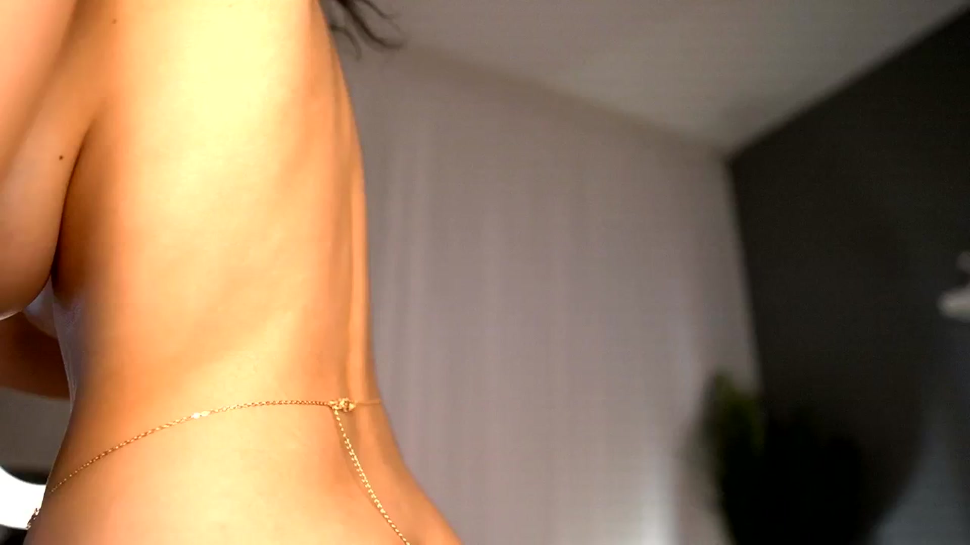 Gallery image thumbnail from BetsyGonzale's myfreecams stream on, 05/21/2025, 07:02 image 6 of 20