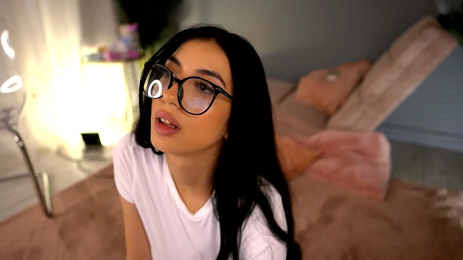 Gallery image thumbnail from BetsyGonzale's myfreecams stream on, 05/25/2025, 11:13 image 13 of 20
