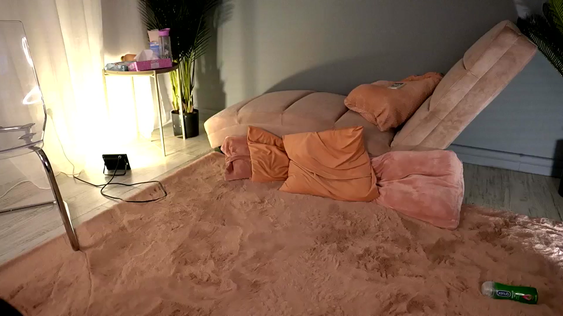 Gallery image thumbnail from BetsyGonzale's myfreecams stream on, 05/25/2025, 12:03 image 20 of 20
