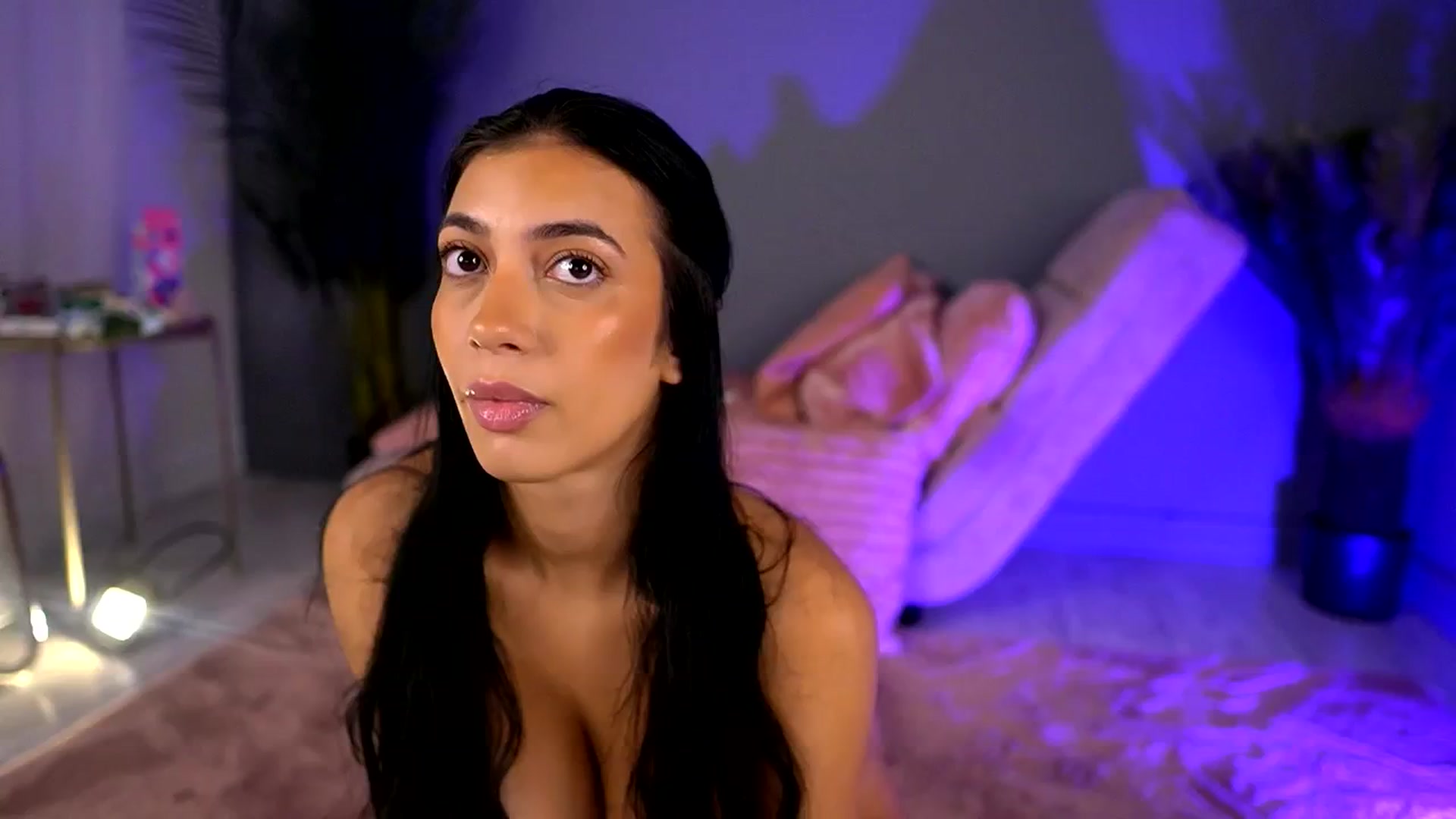 Gallery image thumbnail from BetsyGonzale's myfreecams stream on, 08/09/2025, 07:59 image 10 of 20