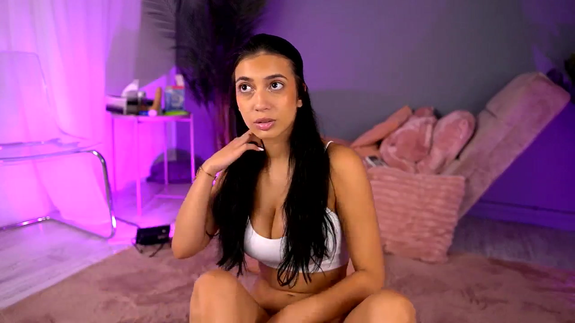 Gallery image thumbnail from BetsyGonzale's myfreecams stream on, 08/13/2025, 07:38 image 20 of 20