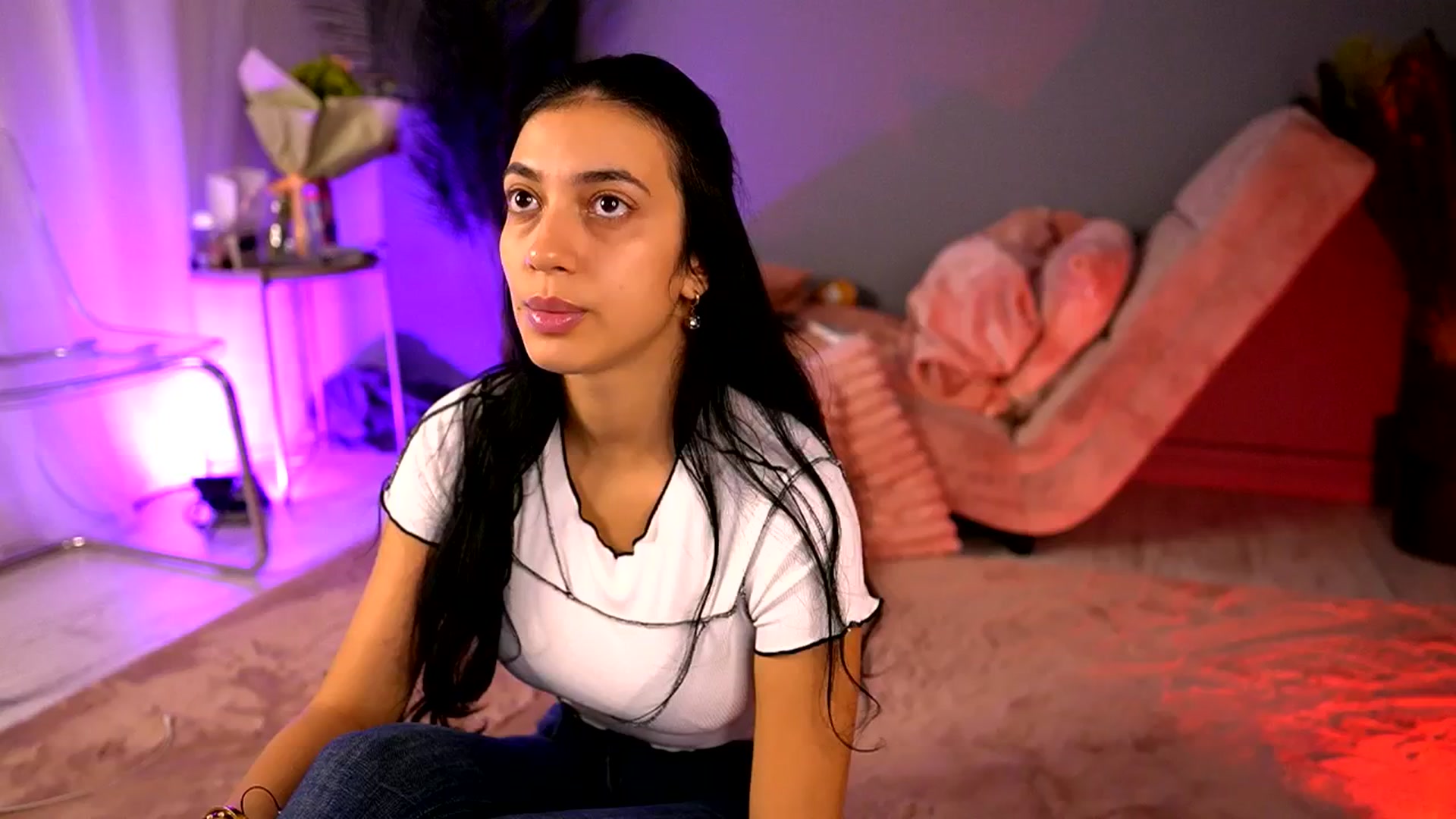 Gallery image thumbnail from BetsyGonzale's myfreecams stream on, 09/24/2025, 11:43 image 17 of 20