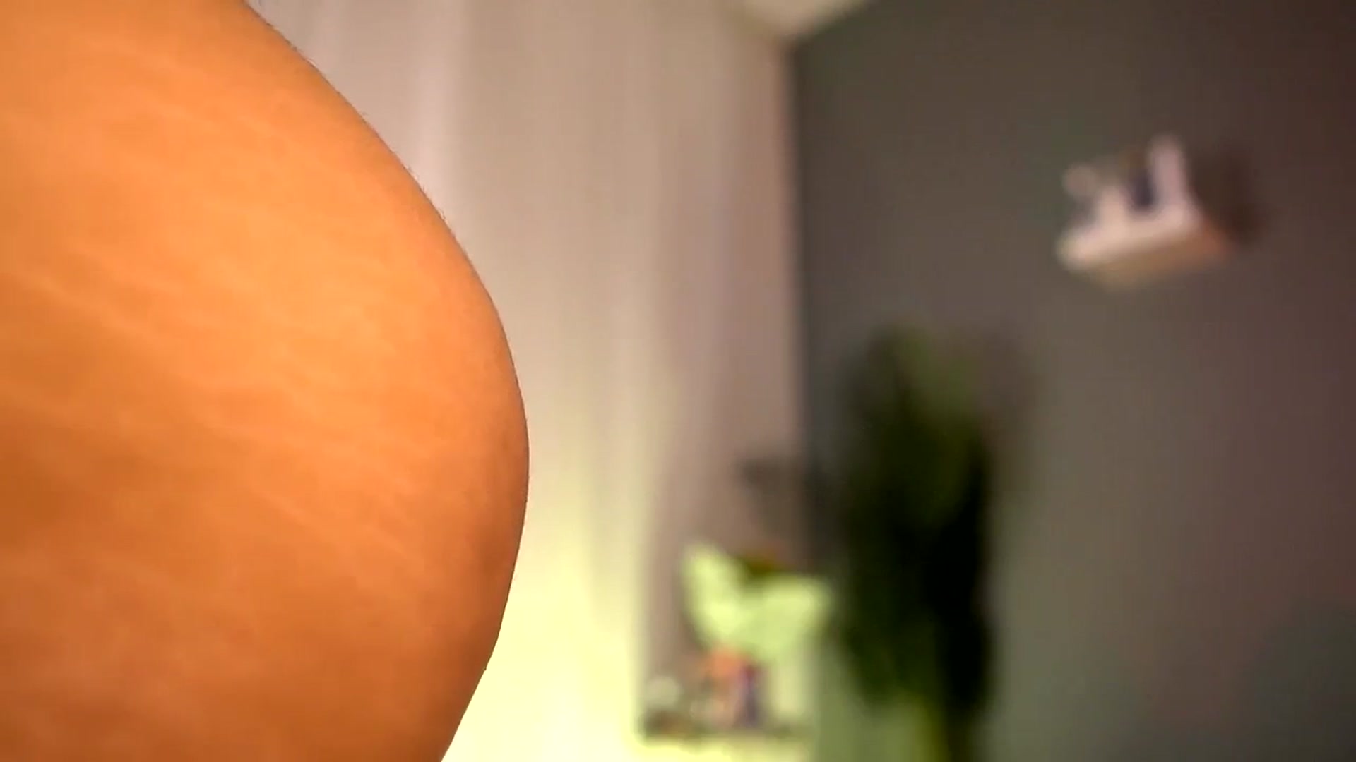Gallery image thumbnail from BetsyGonzale's myfreecams stream on, 09/29/2025, 11:54 image 12 of 20
