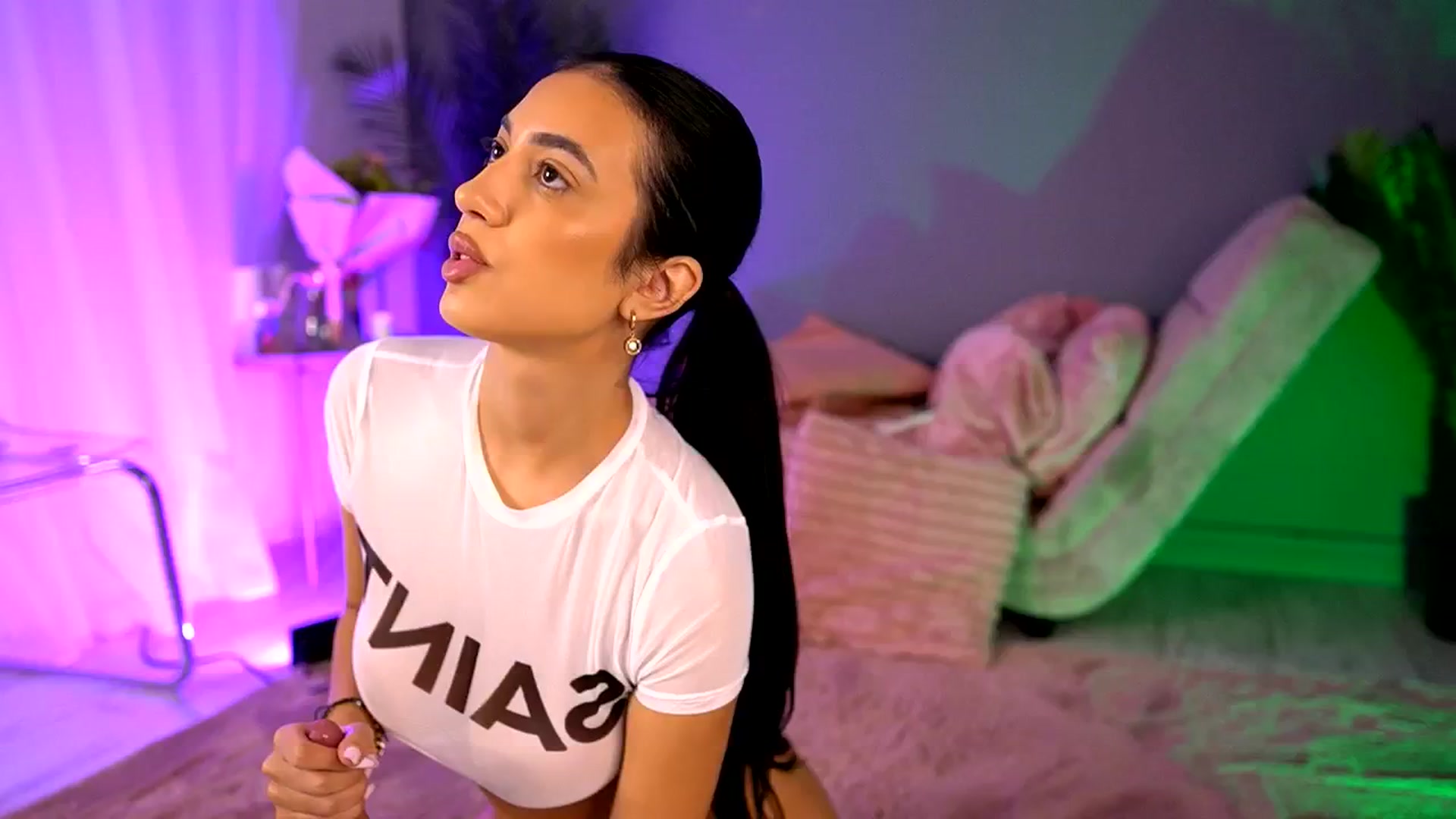 Gallery image thumbnail from BetsyGonzale's myfreecams stream on, 09/30/2025, 08:56 image 11 of 20