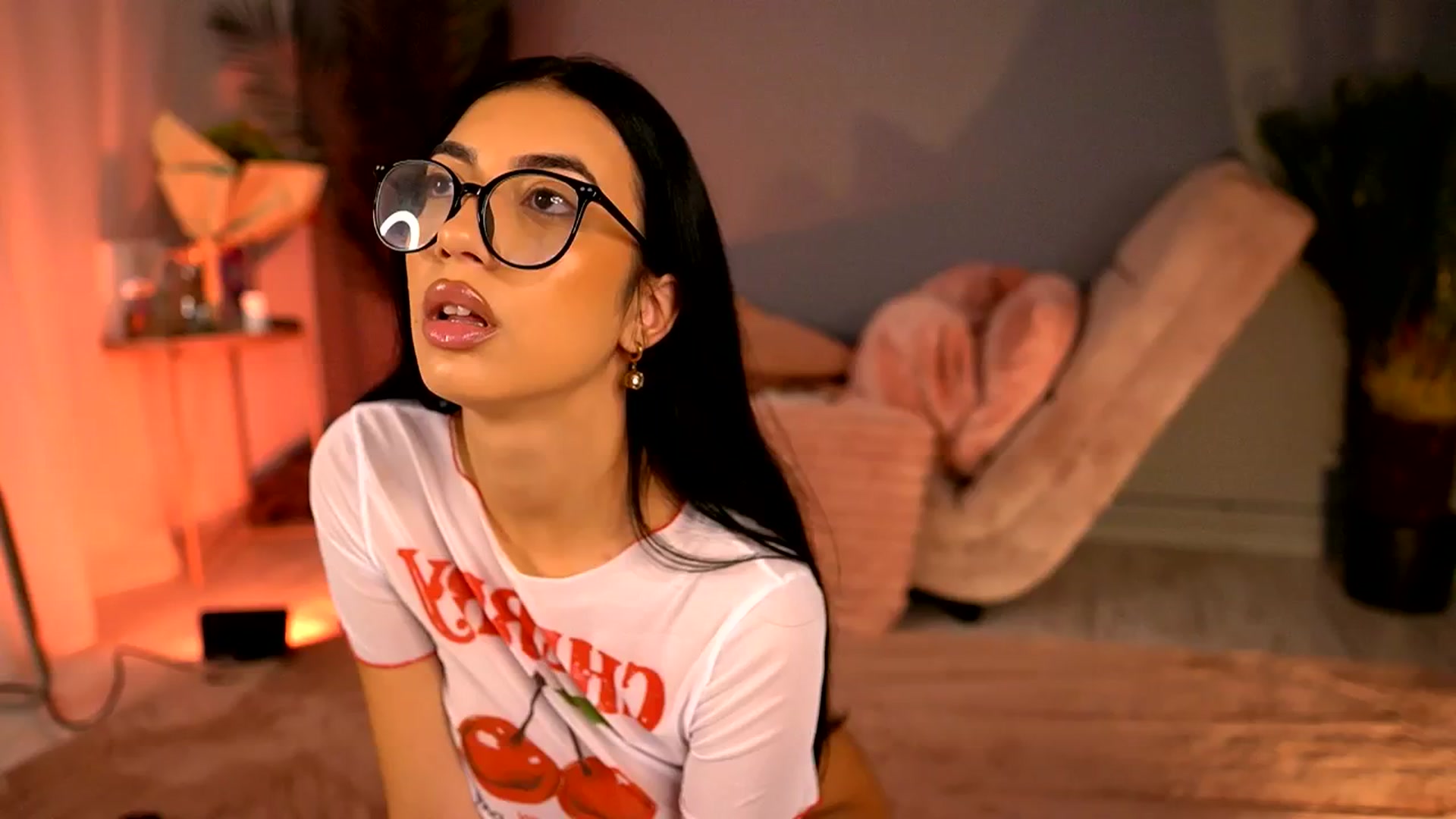 Gallery image thumbnail from BetsyGonzale's myfreecams stream on, 10/01/2025, 04:49 image 15 of 20