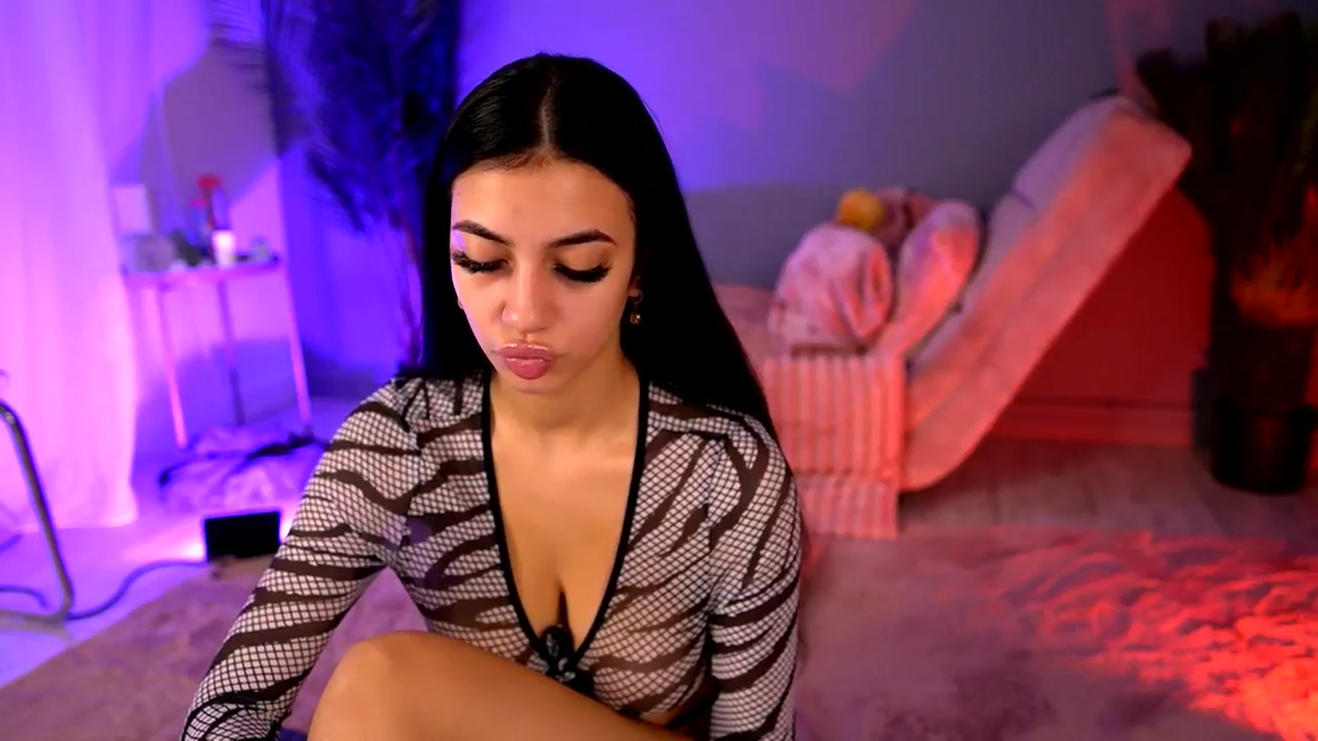 Gallery image thumbnail from BetsyGonzale's myfreecams stream on, 10/06/2025, 07:28 image 20 of 20