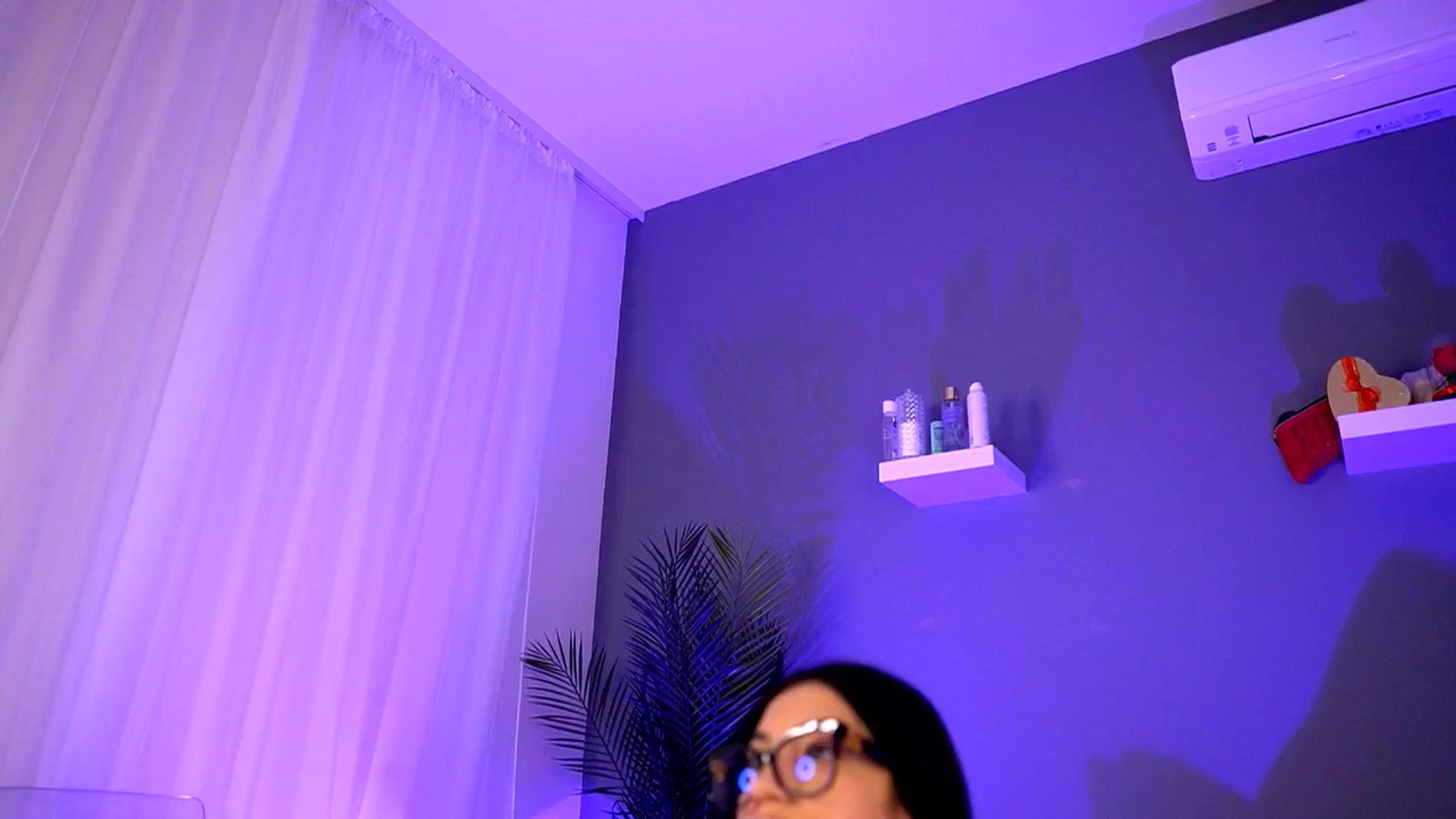 Gallery image thumbnail from BetsyGonzale's myfreecams stream on, 10/23/2025, 07:59 image 16 of 20