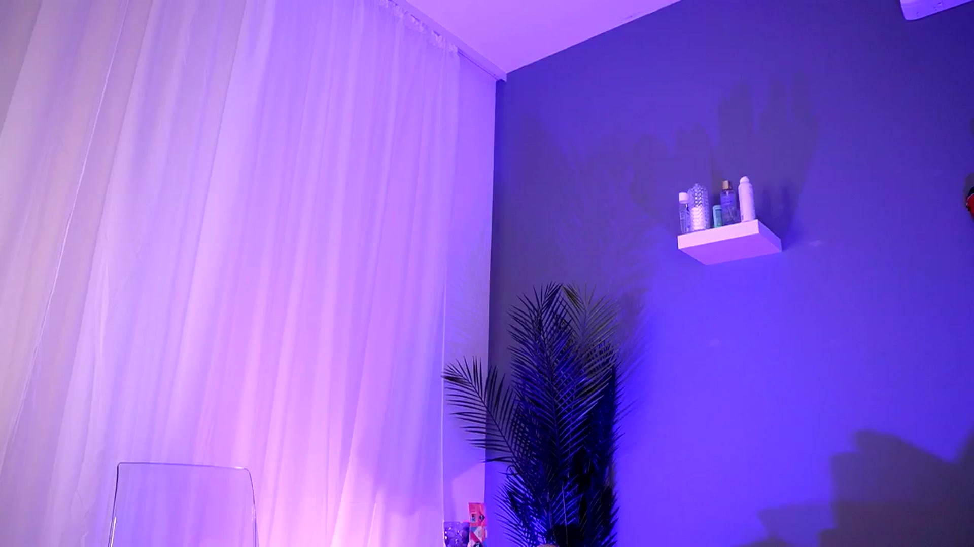 Gallery image thumbnail from BetsyGonzale's myfreecams stream on, 10/23/2025, 10:39 image 17 of 20