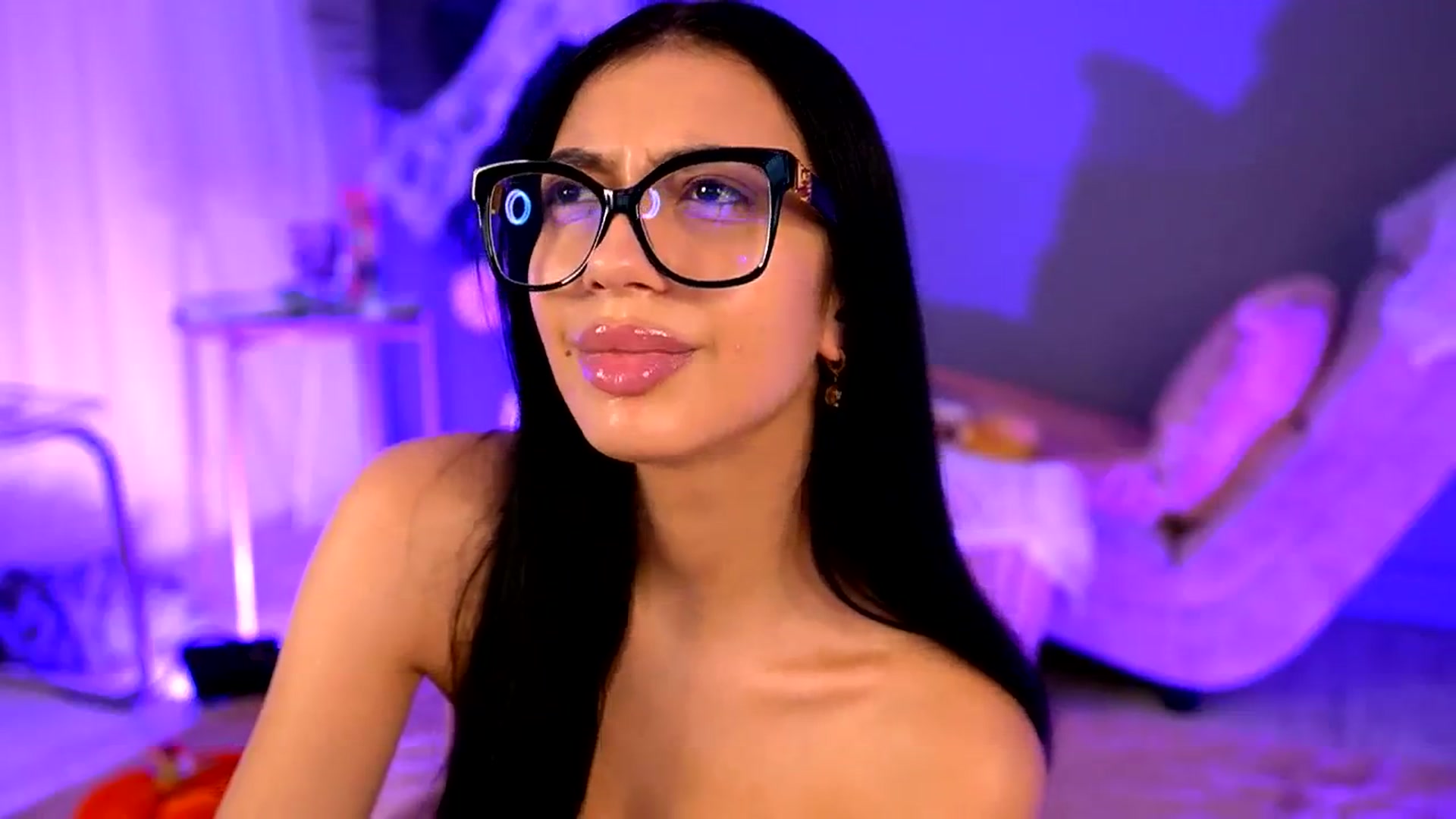 Gallery image thumbnail from BetsyGonzale's myfreecams stream on, 10/24/2025, 08:47 image 17 of 20