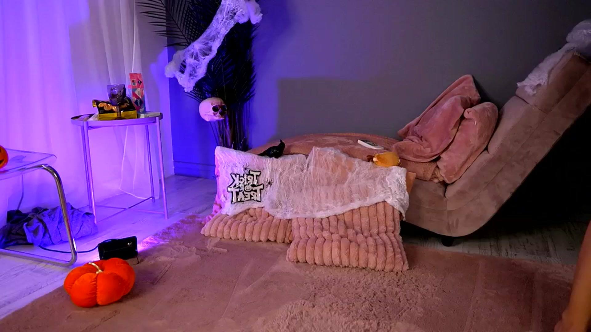 Gallery image thumbnail from BetsyGonzale's myfreecams stream on, 10/29/2025, 07:43 image 2 of 20