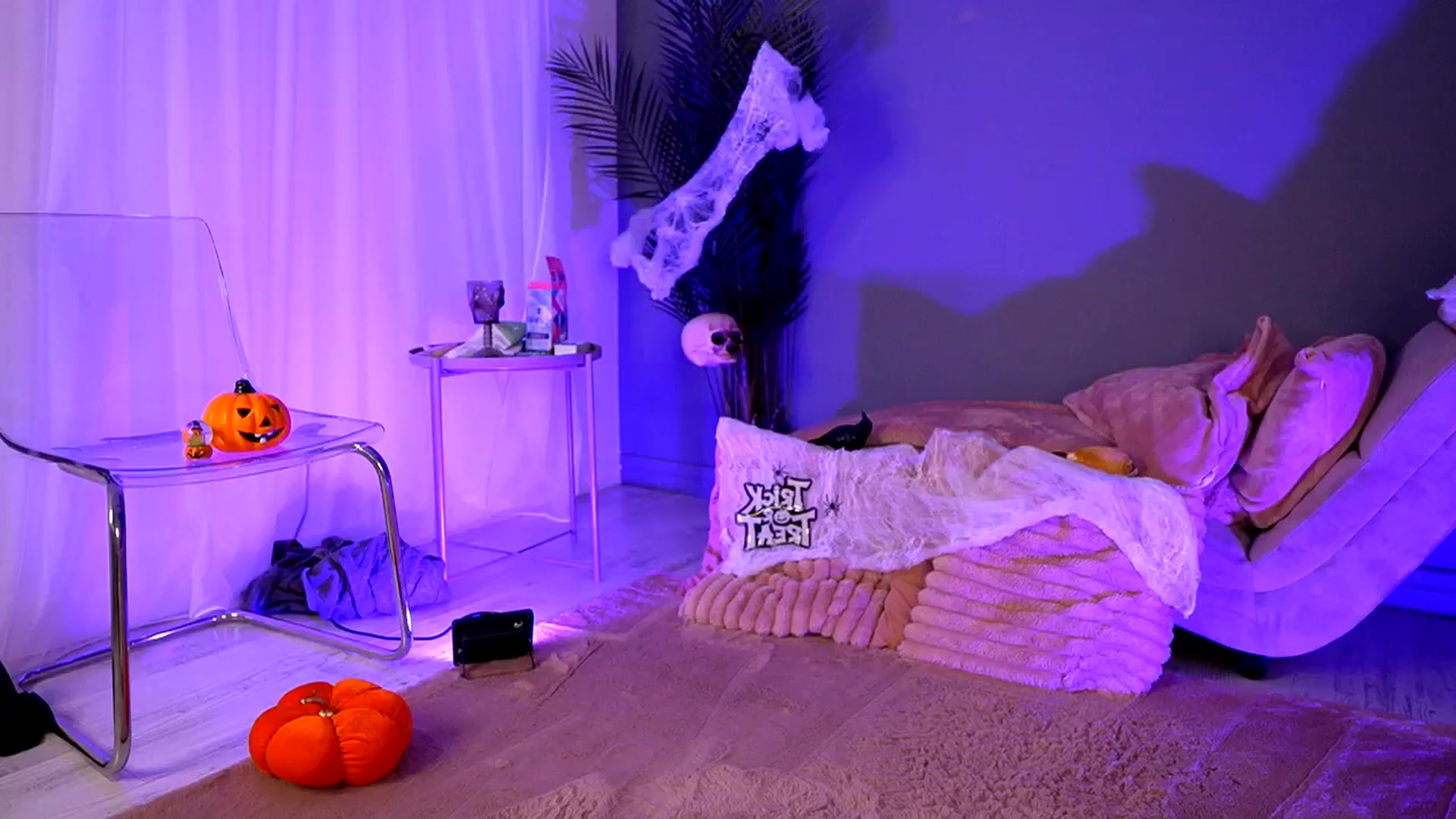 Gallery image thumbnail from BetsyGonzale's myfreecams stream on, 10/30/2025, 05:49 image 9 of 20