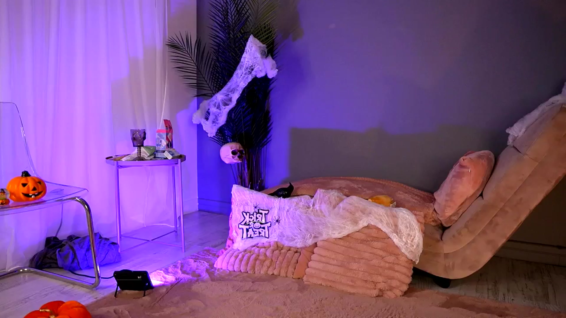 Gallery image thumbnail from BetsyGonzale's myfreecams stream on, 10/30/2025, 12:06 image 19 of 20
