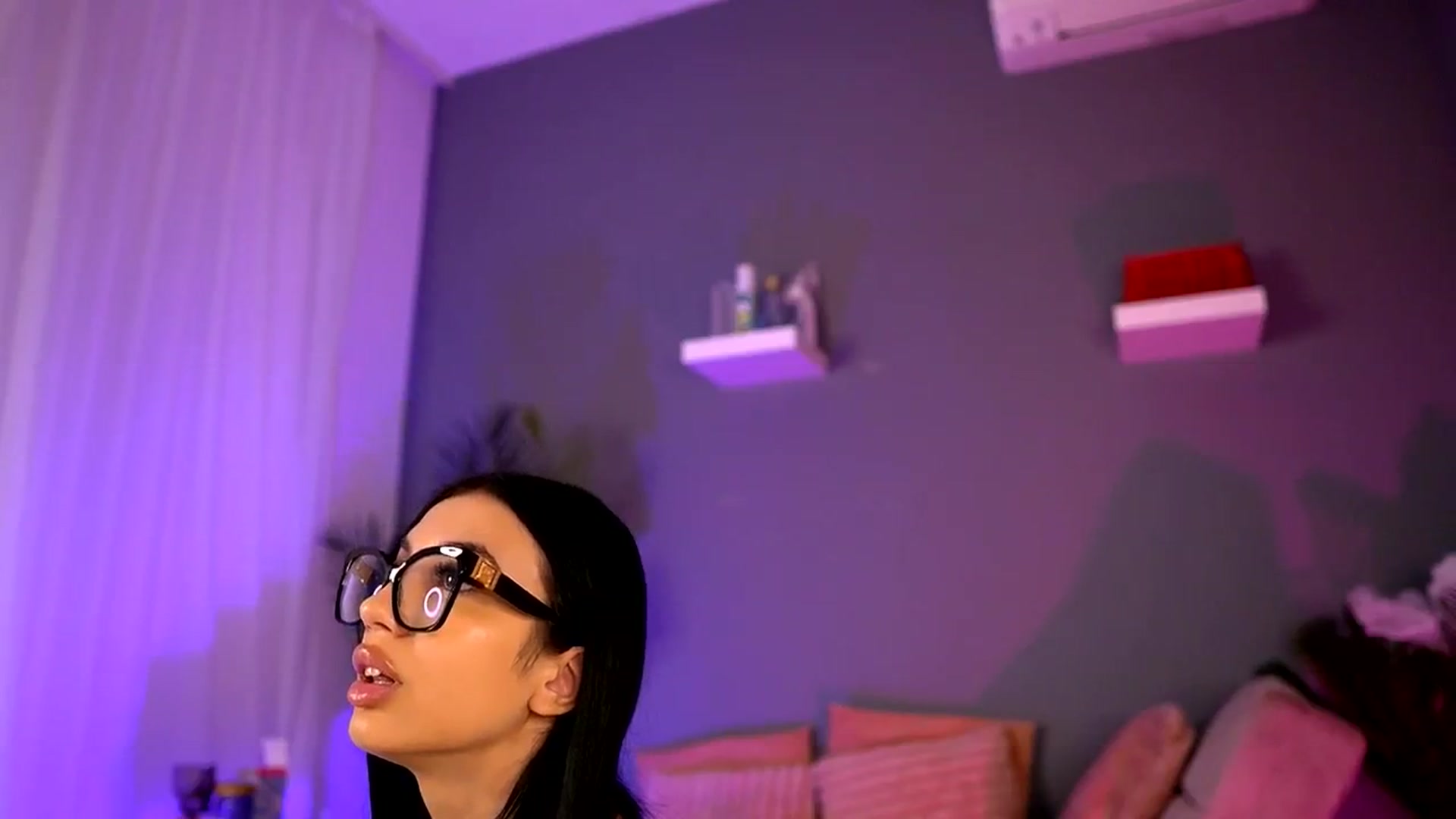 Gallery image thumbnail from BetsyGonzale's myfreecams stream on, 11/04/2025, 07:13 image 8 of 20