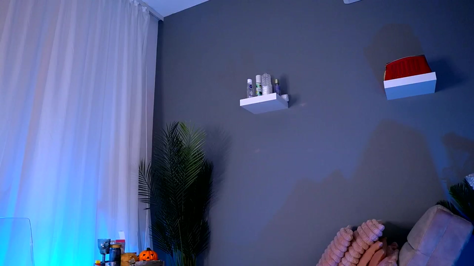 Gallery image thumbnail from BetsyGonzale's myfreecams stream on, 11/14/2025, 07:05 image 7 of 20
