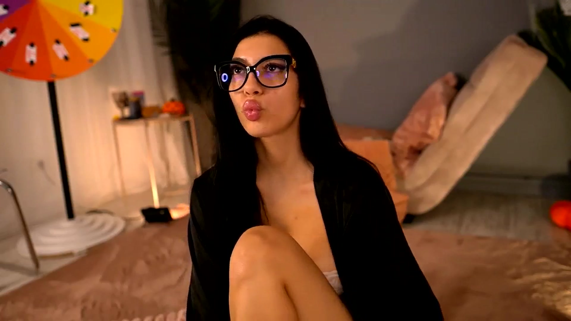 Gallery image thumbnail from BetsyGonzale's myfreecams stream on, 11/20/2025, 12:32 image 17 of 20