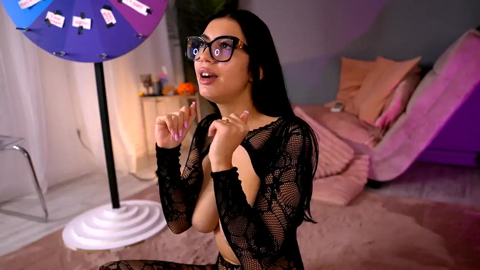Gallery image thumbnail from BetsyGonzale's myfreecams stream on, 11/21/2025, 09:53 image 19 of 20