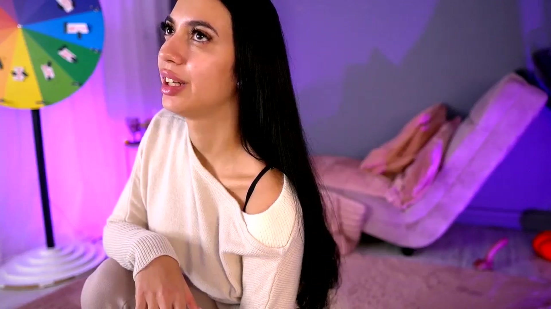 Gallery image thumbnail from BetsyGonzale's myfreecams stream on, 11/25/2025, 13:00 image 18 of 20