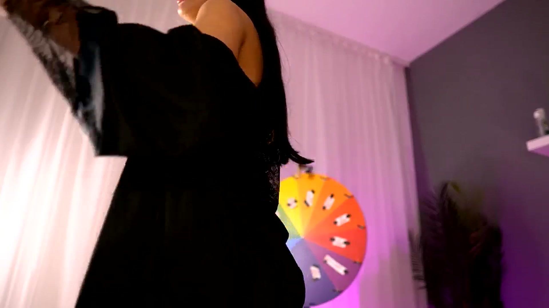 Gallery image thumbnail from BetsyGonzale's myfreecams stream on, 11/29/2025, 08:46 image 11 of 20