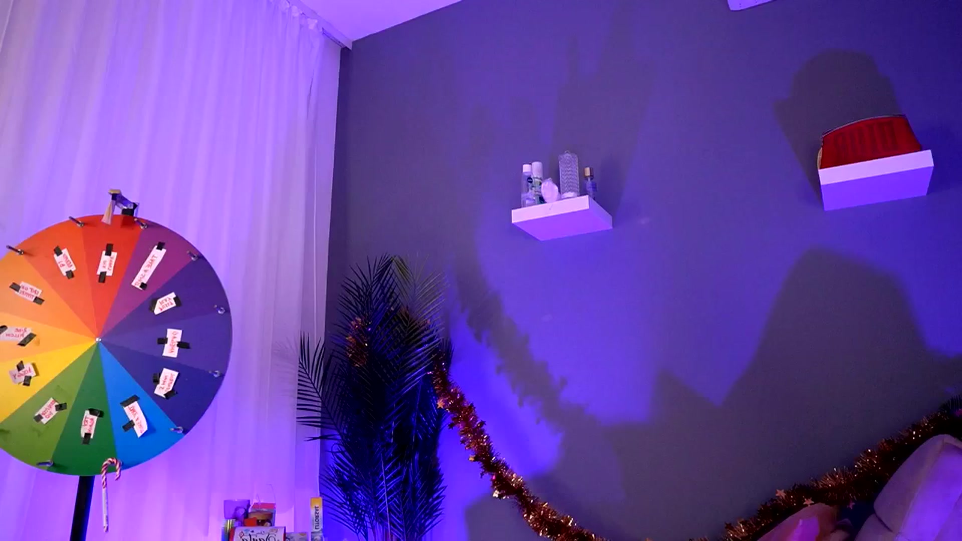 Gallery image thumbnail from BetsyGonzale's myfreecams stream on, 12/19/2025, 13:03 image 19 of 20