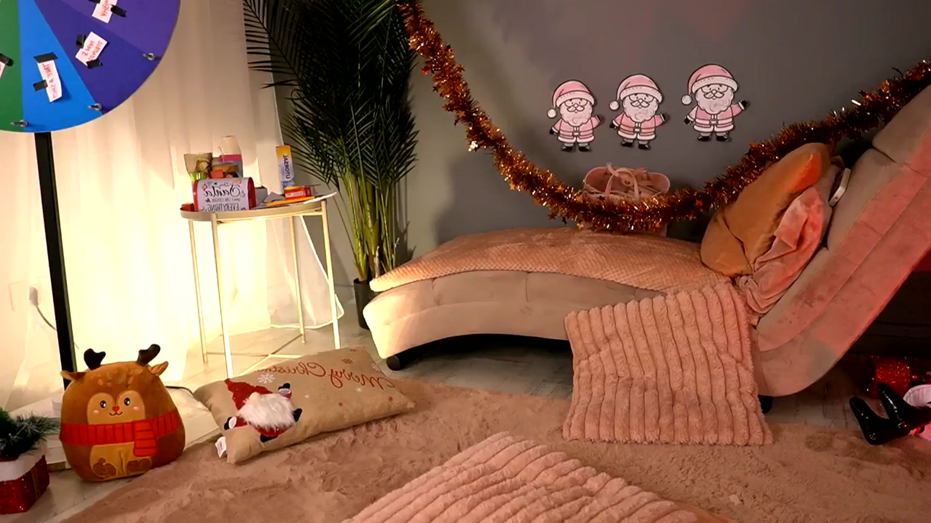 Gallery image thumbnail from BetsyGonzale's myfreecams stream on, 12/26/2025, 10:27 image 14 of 20