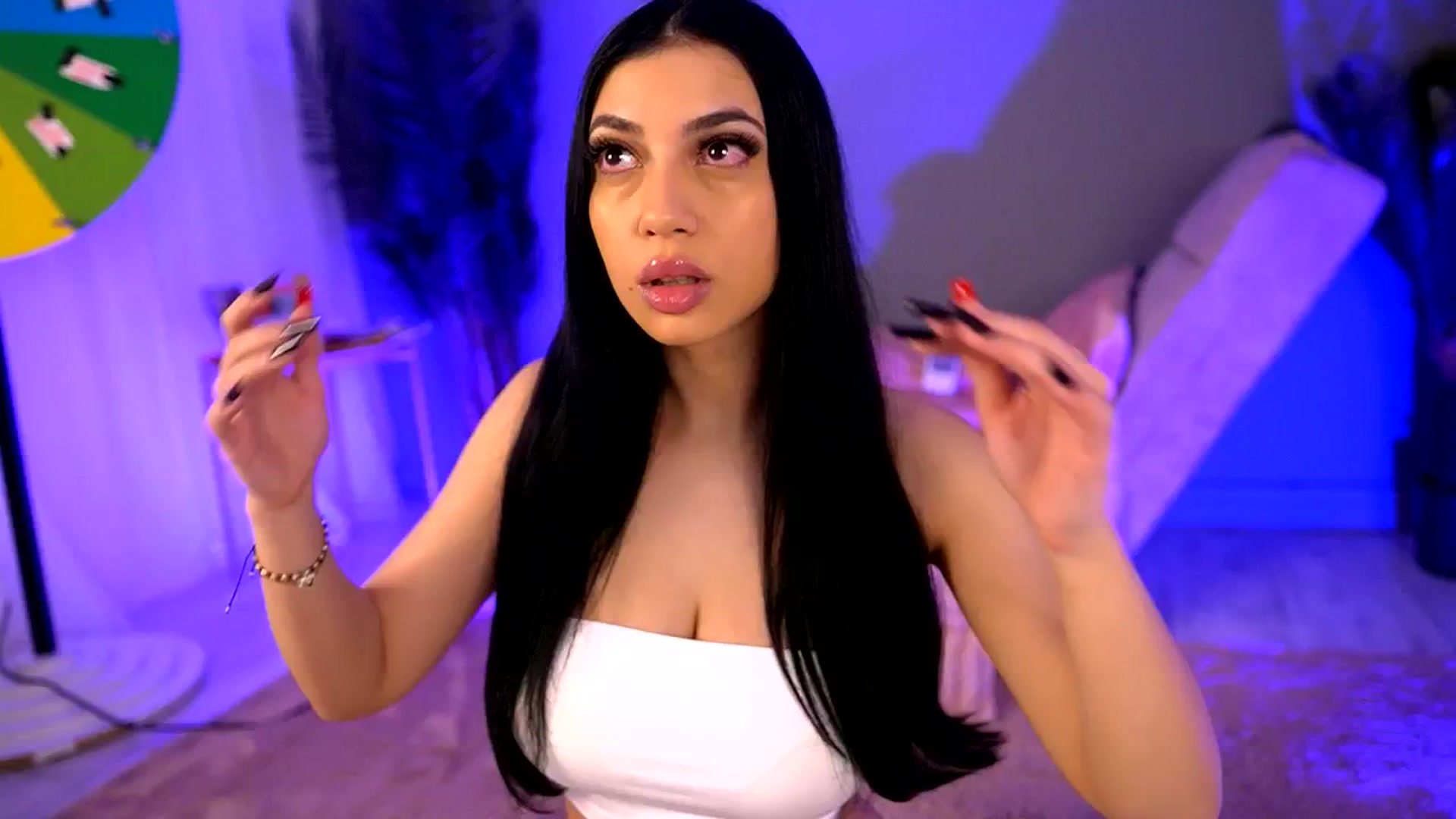 Gallery image thumbnail from BetsyGonzale's myfreecams stream on, 01/16/2026, 06:59 image 5 of 20