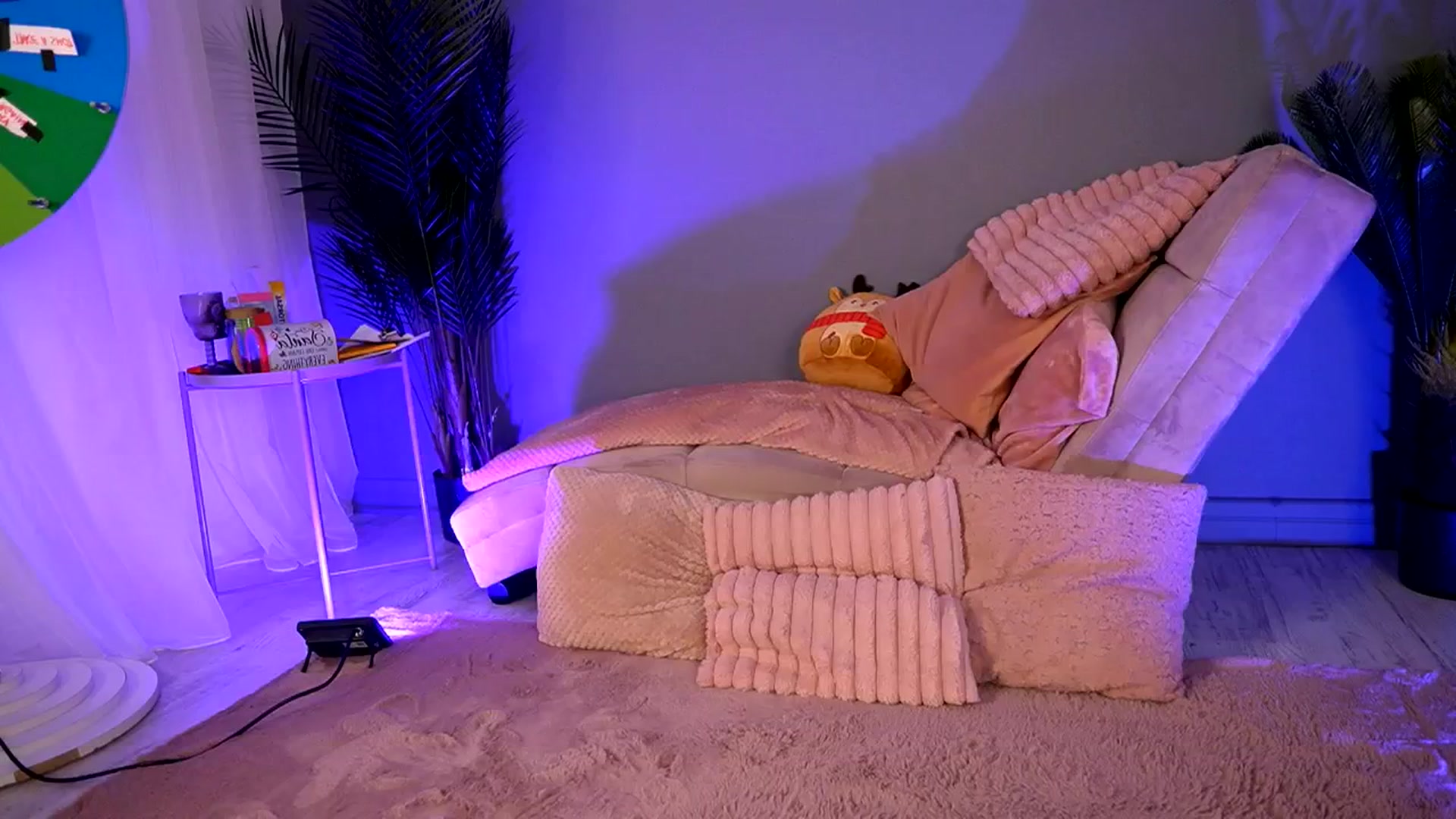 Gallery image thumbnail from BetsyGonzale's myfreecams stream on, 01/22/2026, 06:59 image 7 of 20